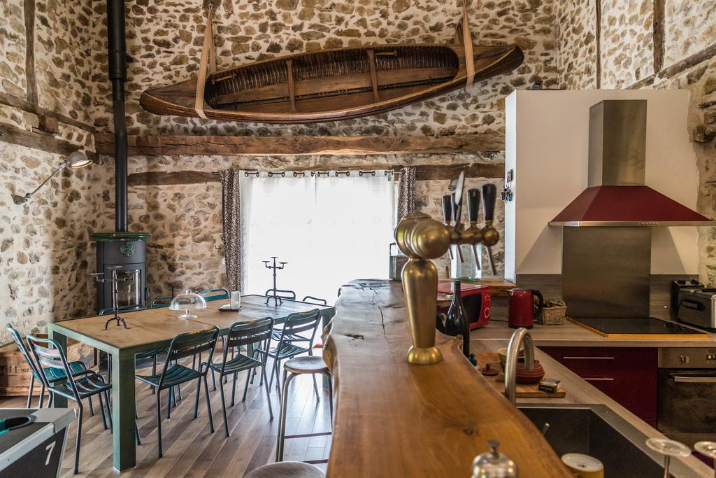 Gite De La Genevriere Saint-Chamant エクステリア 写真